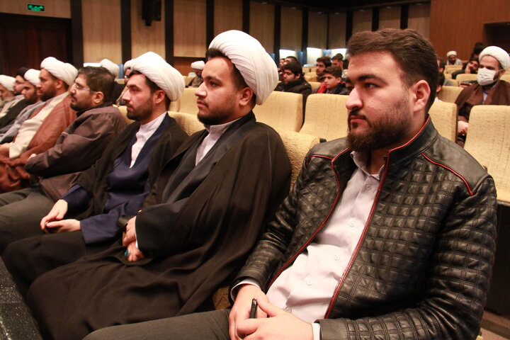 تصاویر/ اختتامیه هشتمین جشنواره استانی علامه حلی(ره) چهارمحال و بختیاری

