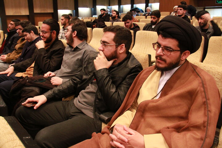 تصاویر/ اختتامیه هشتمین جشنواره استانی علامه حلی(ره) چهارمحال و بختیاری
