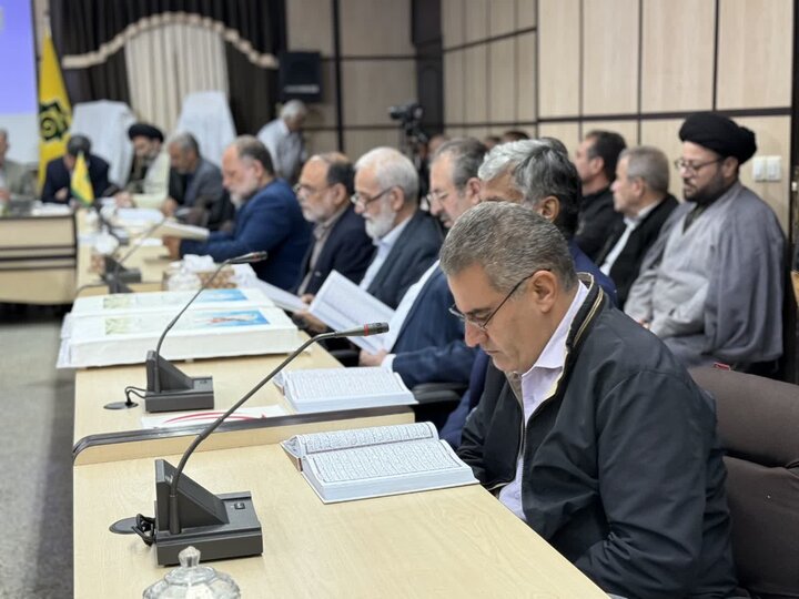 تصاویر/آئین دومین سال تاسیس نشست قرآنی کارگزاران حج و زیارت کاشان