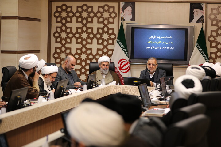 تصاویر/معاونت تبلیغ - نشست بصیرت افزایی قرارگاه جنگ ترکیبی بلاغ مبین با حضور دکتر زاکانی