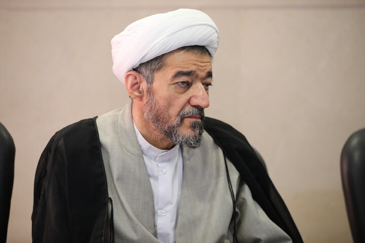 نشست بررسی ظرفیت های مشترک حوزه های علمیه و پژوهشگاه علوم و معارف انقلاب اسلامی