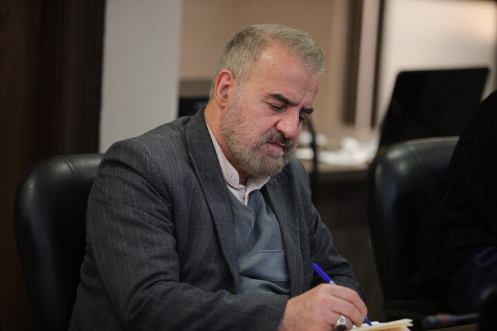 نشست بررسی ظرفیت های مشترک حوزه های علمیه و پژوهشگاه علوم و معارف انقلاب اسلامی