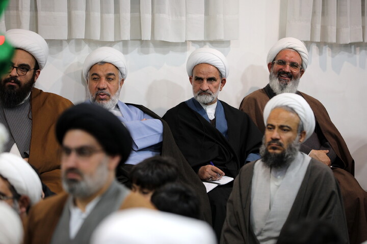 جلسه تبیینی برای دوره دانش افزایی مدیران مدارس حوزه علمیه قم در مشهد مقدس