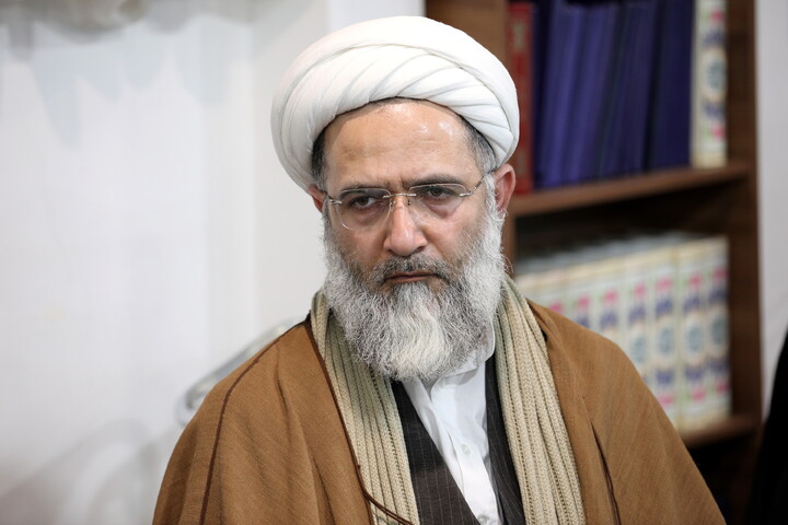 جلسه تبیینی برای دوره دانش افزایی مدیران مدارس حوزه علمیه قم در مشهد مقدس