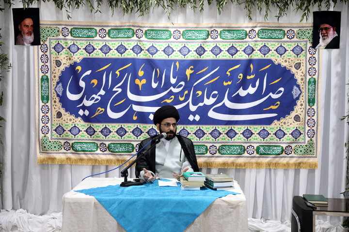 جلسه تبیینی برای دوره دانش افزایی مدیران مدارس حوزه علمیه قم در مشهد مقدس