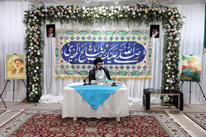 جلسه تبیینی برای دوره دانش افزایی مدیران مدارس حوزه علمیه قم در مشهد مقدس