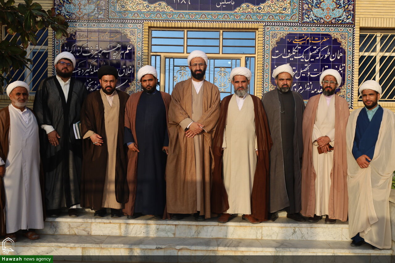 فیلم | بازدید معاون امور طلاب و دانش‌آموختگان حوزه های علمیه از مدرسه علمیه امام جعفر صادق (ع) قشم