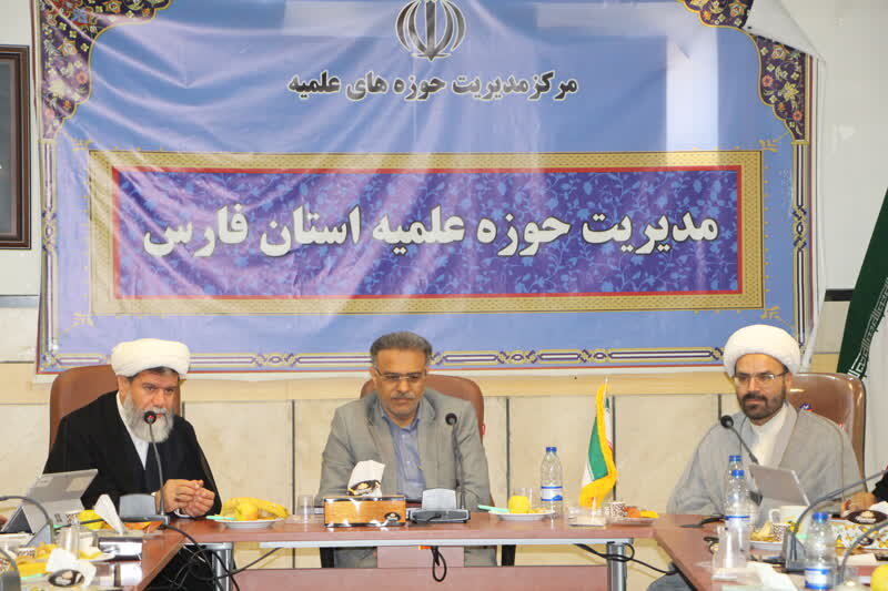 مسجد نقش بی‌بدیلی در شکل‌گیری هویت دینی نسل جوان ایفا می کند