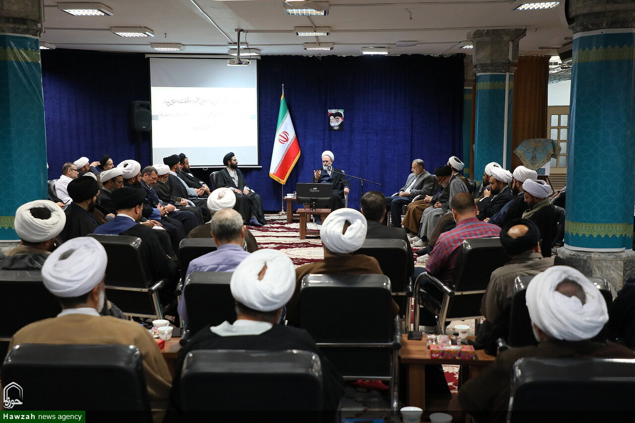 दुनिया जान रही है कि हम जंग के नहीं, बल्कि नहजुल बलाग़ा और सहीफ़ा ए सज्जादिया के पैग़ाम के अलमबरदार हैं