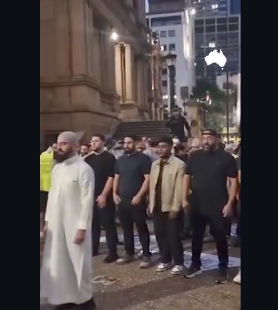 सिडनी में फिलिस्तीन समर्थक प्रदर्शनकारियों की सामूहिक नमाज़ पर पुलिस का हमला मुस्लिम नेताओं का कड़ा विरोध