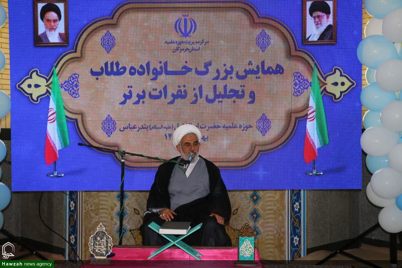 روحانیت رکن اصلی تمدن نوین اسلامی است