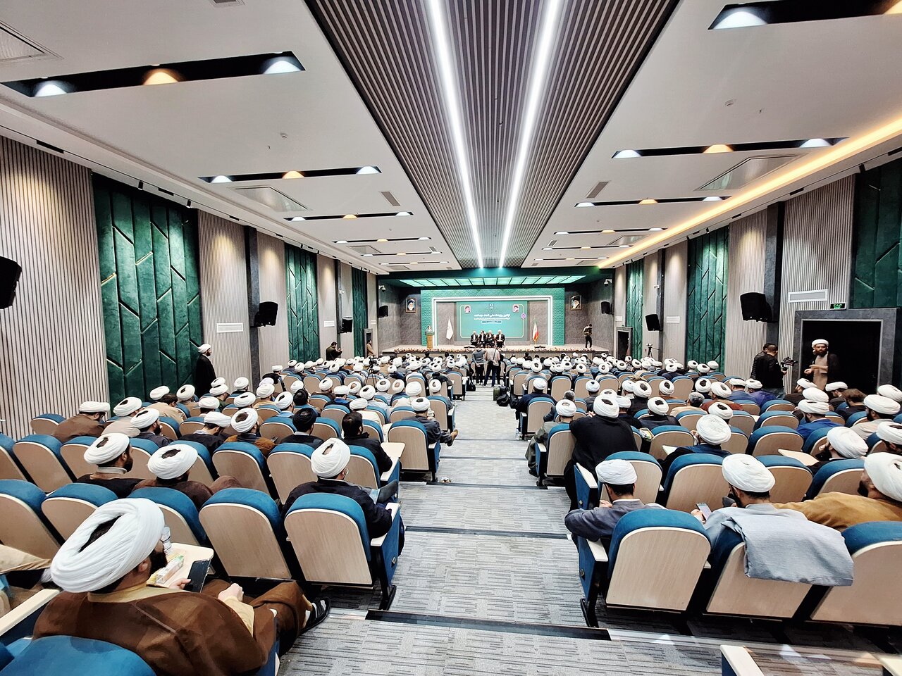 قم میزبان اختتامیه همایش ملی ائمه جماعات