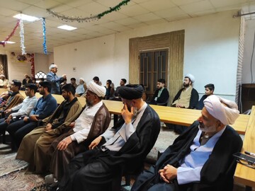 تصاویر/ چهل و سومین دوره مسابقات قران، عترت و نماز دانش آموزان کاشان