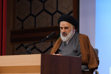 استاد یزدان‌پناه: خون رهبر شهید تاریخ و آینده جهان را تغییر خواهد داد