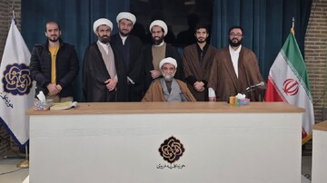  برگزاری نشست «فلسفه و زیستن» با محوریت فلسفه رئالیسم در مدرسه علمیه مروی