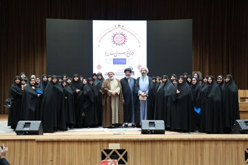 تصاویر/ برگزاری اجتماع تبیینی مبلغان یزد با حضور معاون تبلیغ حوزه های علمیه کشور