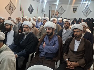 تصاویر/ گردهمایی روحانیون، مبلغین و مبلغات و ائمه جماعات آران و بیدگل