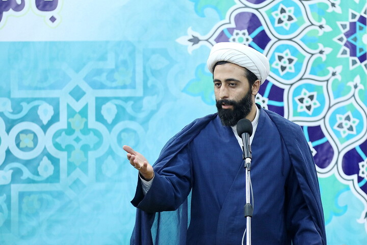 تصاویر/ نشست صمیمی مدیر حوزه های علمیه با اساتید و طلاب