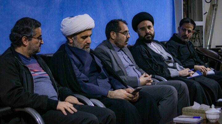 تصاویر/برگزاری نشست مشترک مدیران مدارس طرح امین سطح با دبیر ستاد همکاری‌ها در همدان