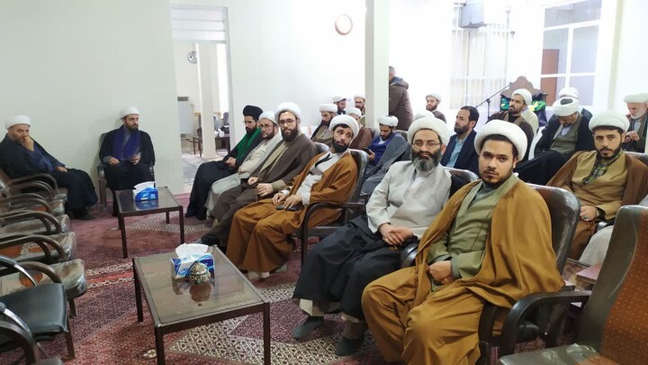 تصاویر / گردهمایی روحانیون شهرستان بهار