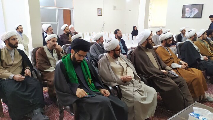 تصاویر / گردهمایی روحانیون شهرستان بهار