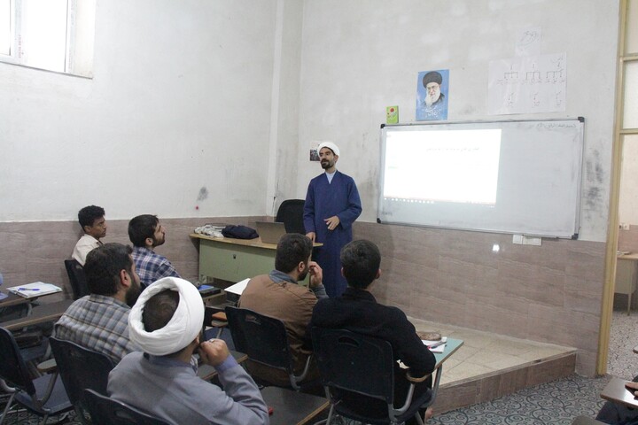 تصاویر/ دوره حجره پژوهش در مدرسه علمیه برازجان