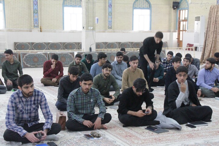 تصاویر/ دوره حجره پژوهش در مدرسه علمیه برازجان