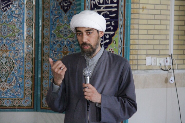 تصاویر/ دوره حجره پژوهش در مدرسه علمیه برازجان