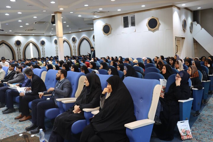 اختتامیه هفتمین دوره مسابقات قرآن و عترت(ع) در اهواز