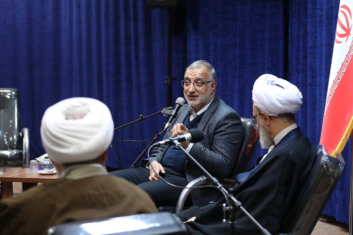 تصاویر/  دیدار شهردار تهران با آیت الله اعرافی