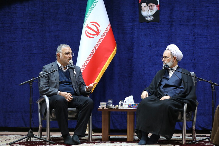 تصاویر/  دیدار شهردار تهران با آیت الله اعرافی