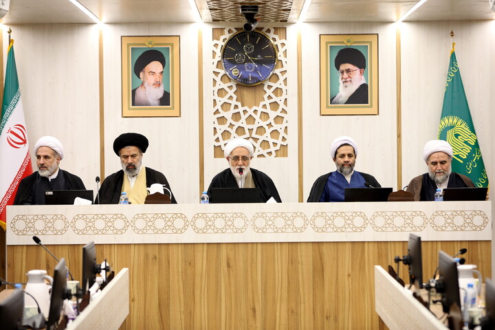 تصاویر/ صمیمی قائم مقام و معاونان با مدیران مدراس علمیه و جمع بندی در مشهد مقدس