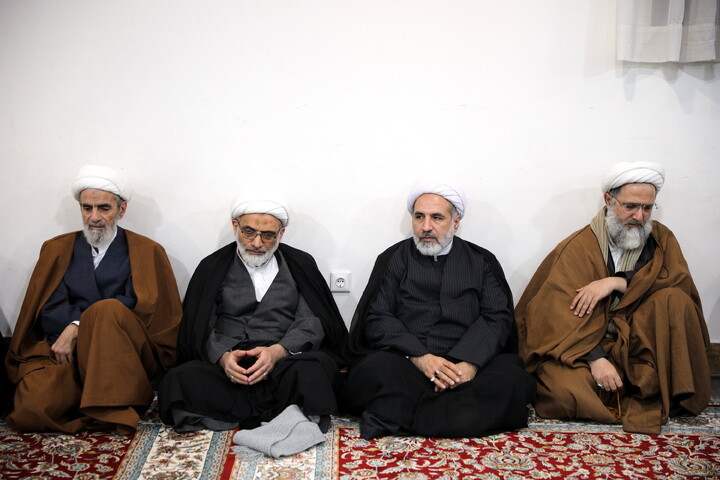 تصاویر/جلسه عمومی قائم مقام با تمام شزکت کنندگان (خانوادگی) مشهد مقدس