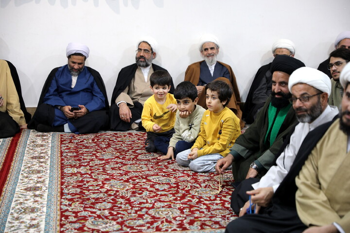 تصاویر/جلسه عمومی قائم مقام با تمام شزکت کنندگان (خانوادگی) مشهد مقدس