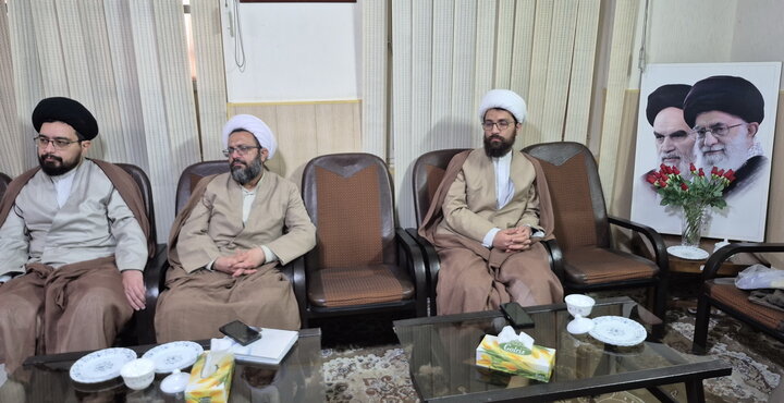 تصاویر/ نشست مدیران آموزش مدارس علمیه کاشان