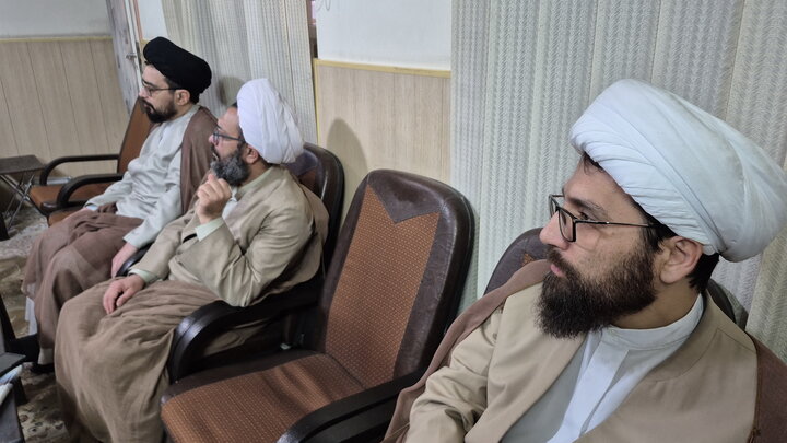 تصاویر/ نشست مدیران آموزش مدارس علمیه کاشان