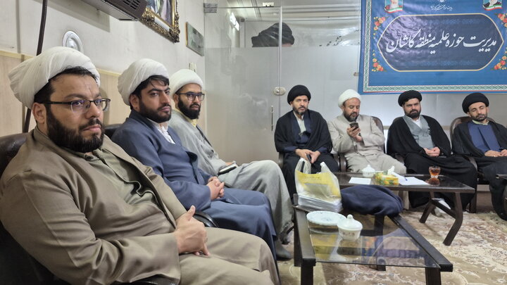 تصاویر/ نشست مدیران آموزش مدارس علمیه کاشان