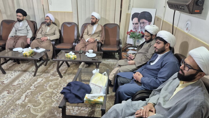 تصاویر/ نشست مدیران آموزش مدارس علمیه کاشان