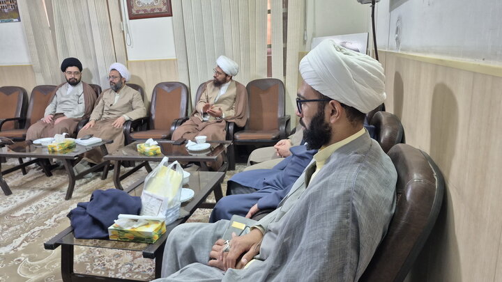 تصاویر/ نشست مدیران آموزش مدارس علمیه کاشان