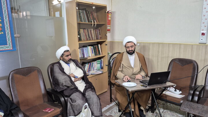 تصاویر/ نشست مدیران آموزش مدارس علمیه کاشان