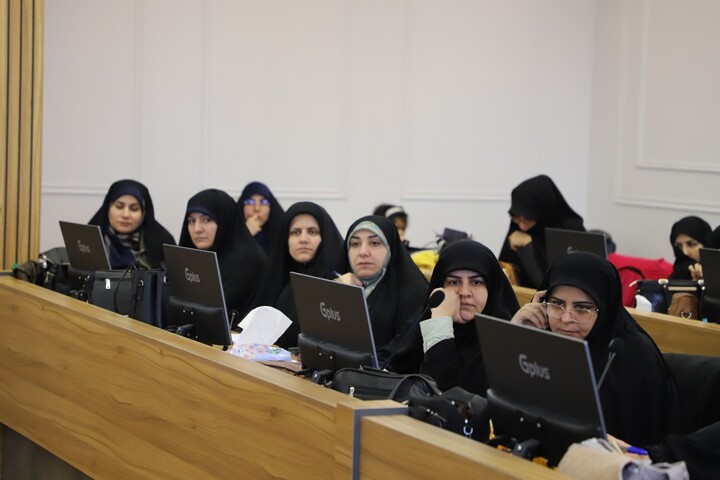 تصاویر / برگزاری کارگاه تخصصی عفاف و حجاب در تبریز