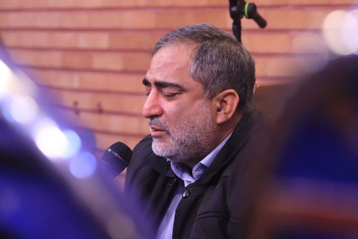 تصاویر/ آیین رونمایی از کتاب "شایستگان تقدیر"