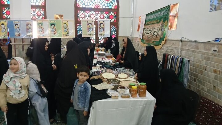 تصاویر/«چاووش رمضان» با محفل انس با قرآن و خدمات فرهنگی در راوند