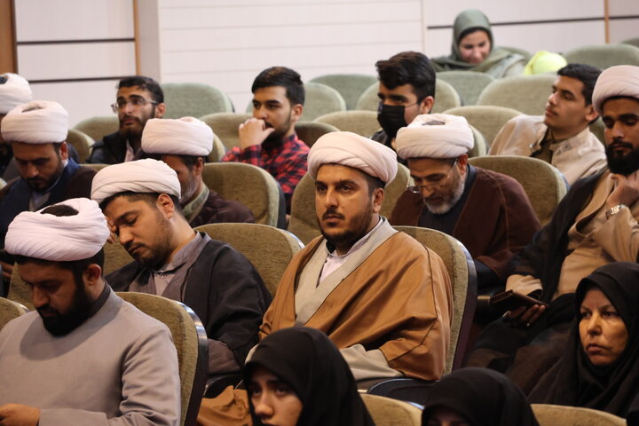 تصاویر | دیدار صمیمی دکتر حمیدرضا حاجی بابایی نائب‌رئیس اول مجلس شورای اسلامی با مبلغین شهر بیرجند