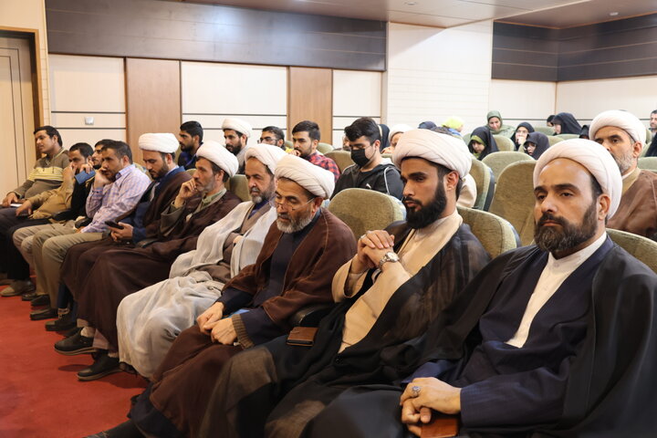 تصاویر | دیدار صمیمی دکتر حمیدرضا حاجی بابایی نائب‌رئیس اول مجلس شورای اسلامی با مبلغین شهر بیرجند