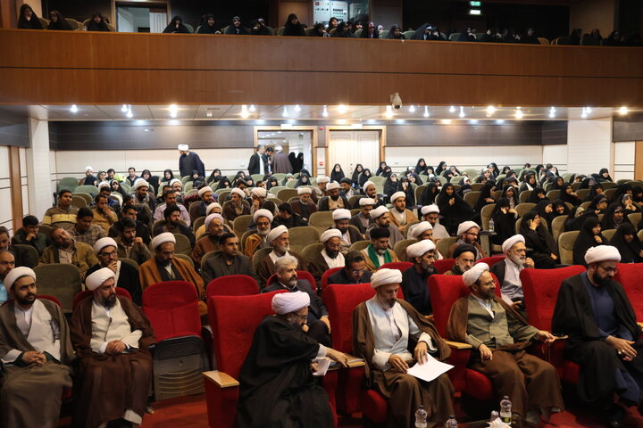 تصاویر | دیدار صمیمی دکتر حمیدرضا حاجی بابایی نائب‌رئیس اول مجلس شورای اسلامی با مبلغین شهر بیرجند