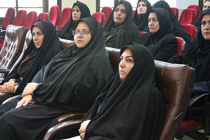 تصاویر/ نشست بانوان مشاور دستگاه‌های اجرایی شهر کرمان