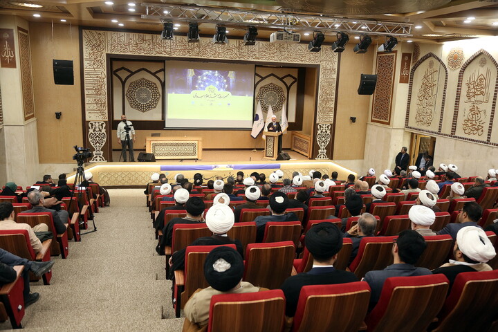 تصاویر/ آیین رونمایی از محصولات هوشمند اسلامی