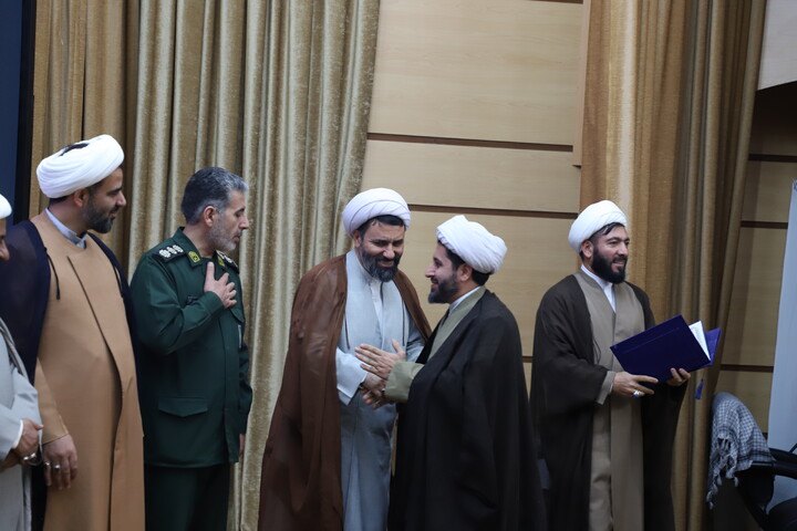 تصاویر/ یادواره شهدای روحانی کردستان