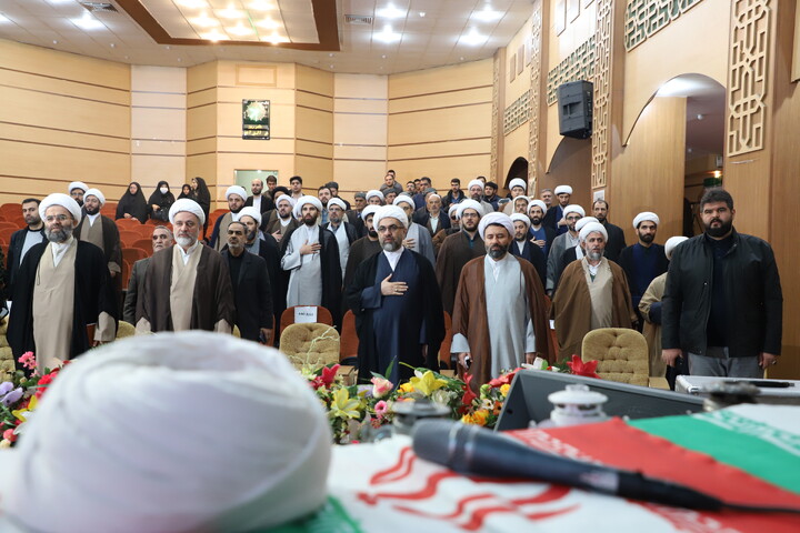 تصاویر/ یادواره شهدای روحانی کردستان